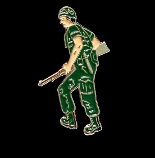US Soldier GI Joe Pin Army Marines Free Shipping (P35-3)
