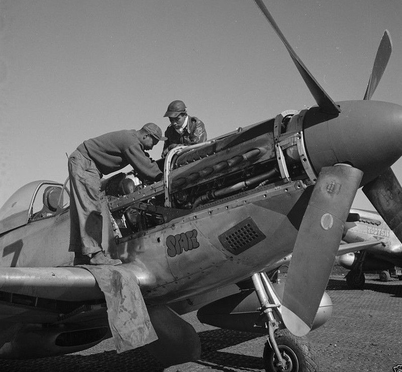 Tuskegee Airmen Repairing Plane Engine Italy 1945 8×10 World War II WW2 Photo