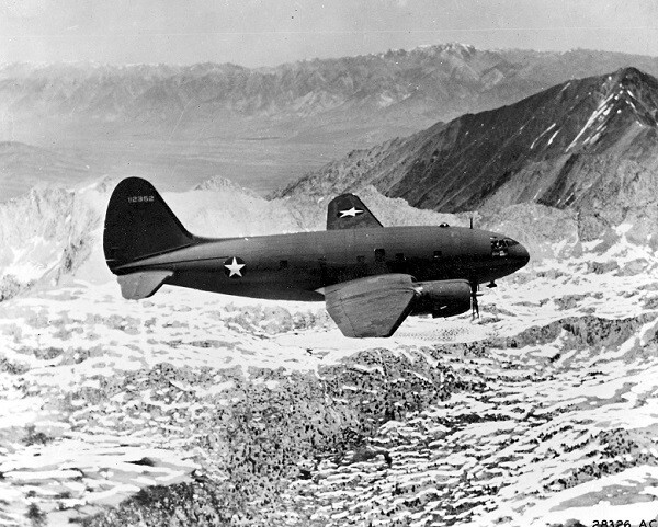 Curtiss C-46 Commando twin-engine Transport Aircraft WWII WW2 8×10 Photo 978a