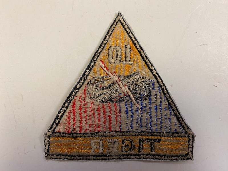 F0119 WW2 US Army Armored Tank Division Triangle 10th Tiger IR44C gallery