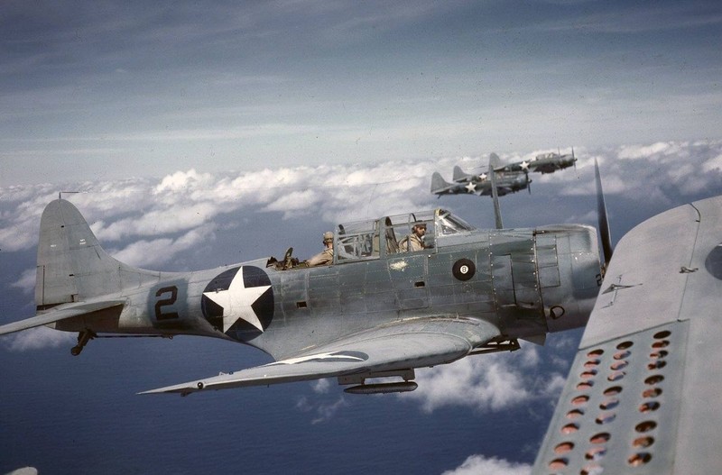 WW2 Photo WWII US Navy Dauntless SBD Dive Bombers Midway World War Two / 5794