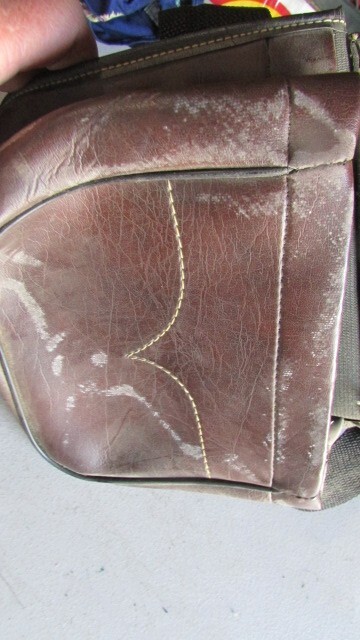VINTAGE POUCH BAG gallery