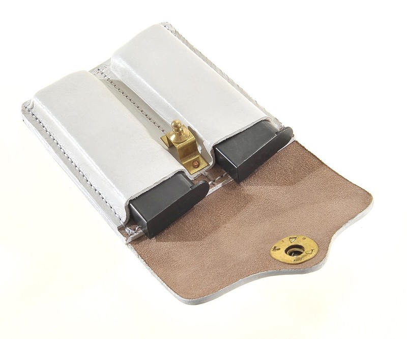 WHITE PREMIUM DRUM DYED LEATHER .45 DOUBLE MAGAZINE POUCH WITH HANGER gallery