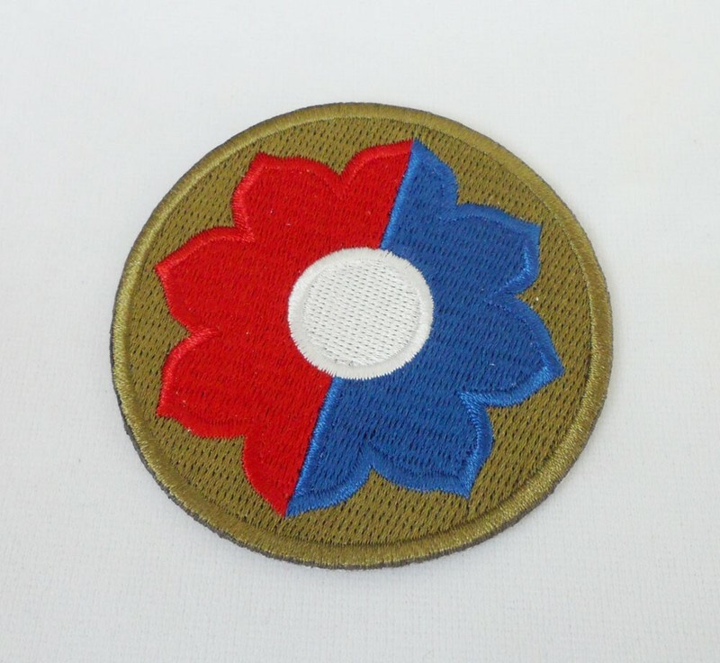WWII U.S. Army 9th Infantry Division Embroidered Patch gallery