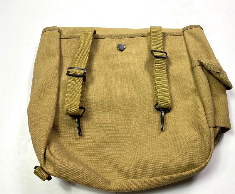 WWII US PARATROOPER M36 M1936 MUSETTE JUMP BAG-KHAKI gallery