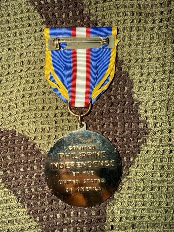 WW2 Philippine Defense Medal -full size, crimp brooch gallery