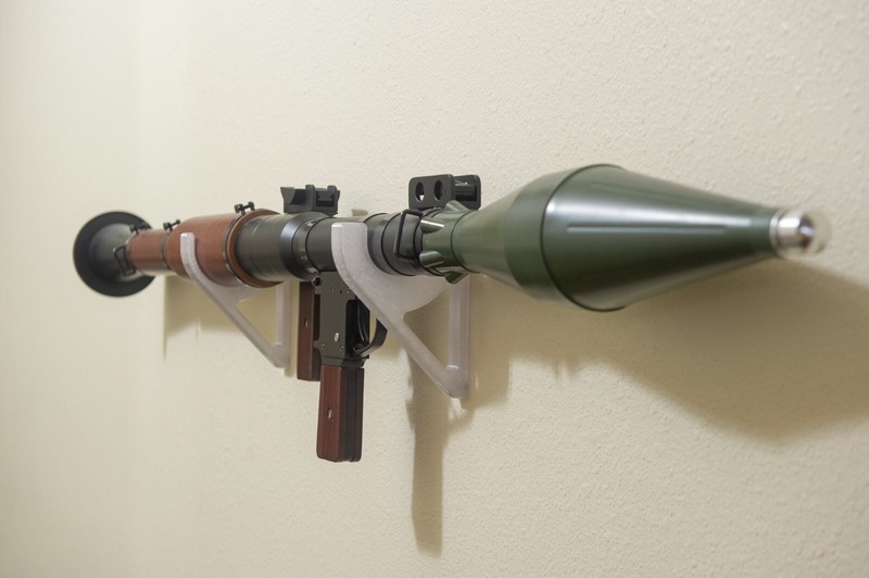 CLEAR – Wall Mount Version 2 for RPG-7 | Man Cave Essentials