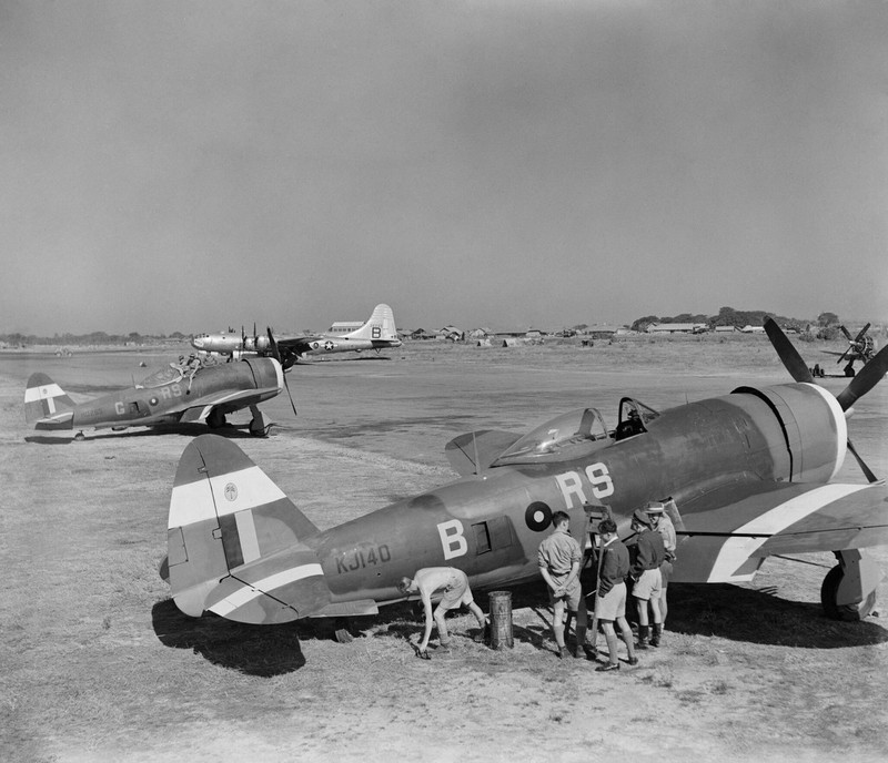 WW2 WWII Photo World War Two / British RAF P-47 Thunderbolt Fighters India 1944