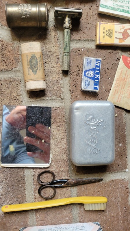 WW2 Personal Items Hygine Cigarettes Money Belt Scissors Brush Razor Colgate gallery
