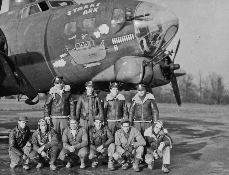 WW2 WWII Photo USAAF Boeing B-17G “Starks Ark” Nose Art World War Two / 5869