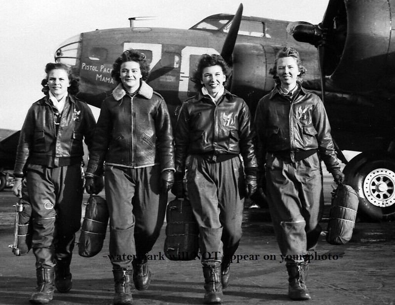 8×10 WW2 WASP Pilots B-17 PHOTO Women Army Air Force Service,US Army Air Corp