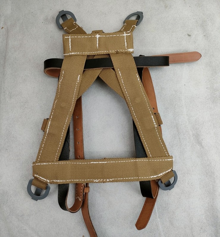 WW2 GERMAN ARMY M1931 CANVAS KNAPSACK SOLDIER EQUIPMENT SUSPENDER A-FRAME gallery