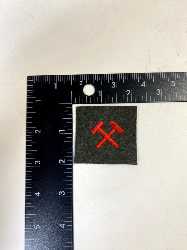 F0188 Repro WW2 US Navy USMC Wool Sleeve Mark Metal Smith IR43D