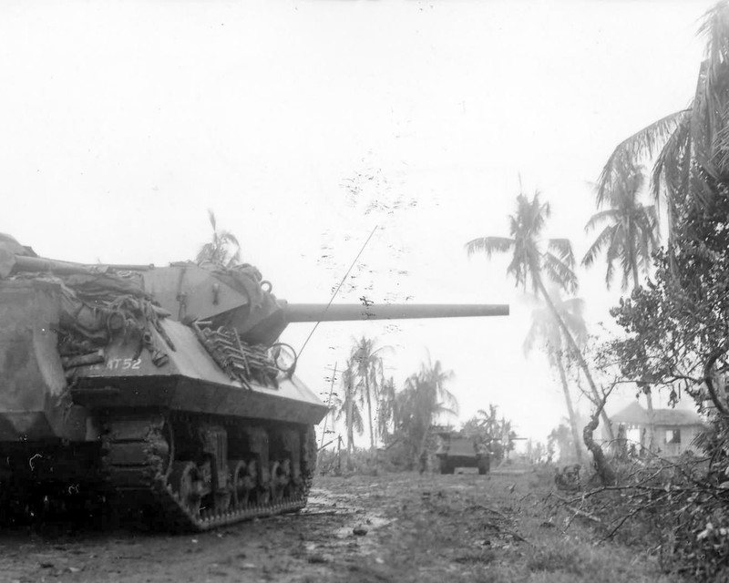 M10 Wolverine 77th Infantry Division Leyte World War II WWII WW2 8x10 Photo 927c