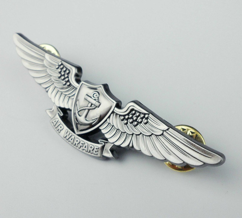 WWII WW2 US Navy Air Warfare specialist badge Insignia Pin silvery
