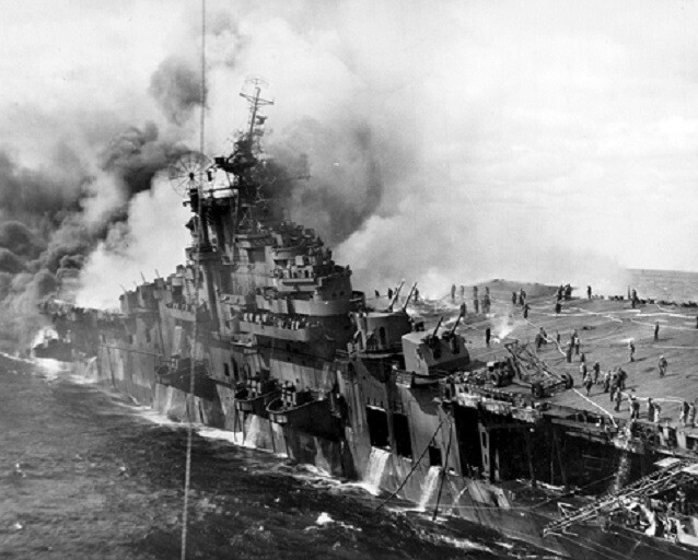 US Navy Aircraft Carrier USS Franklin after Japanese attack WWII 8x10 Photo 362a