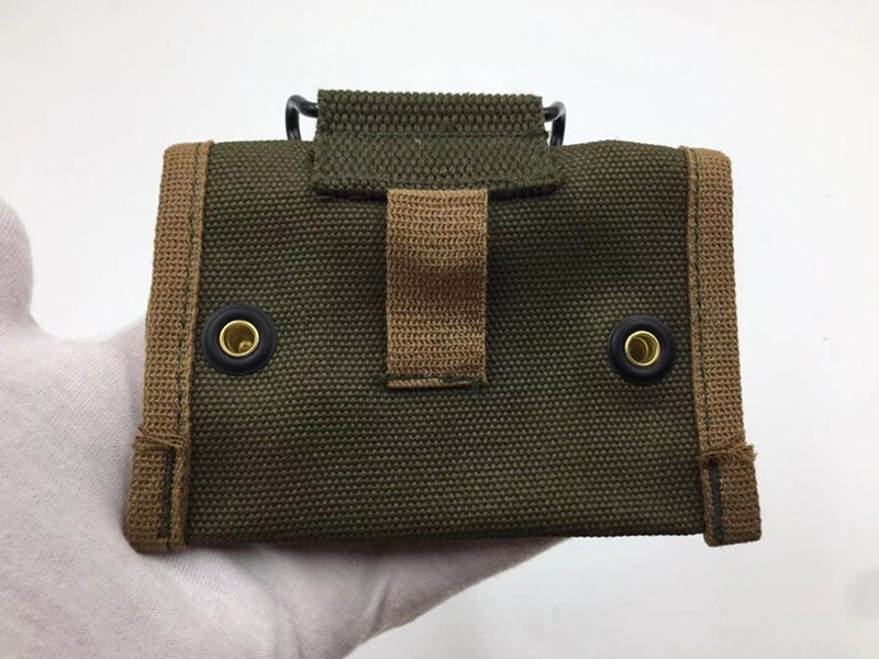 WW2 KOREAN WAR US ARMY KHAKI FIRST AID POUCH WITH HOOK Compass Bag Green gallery