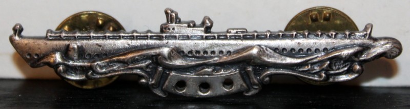US Navy Naval Submarine Combat Patrol insignia Metal Badge Pin Reproduction
