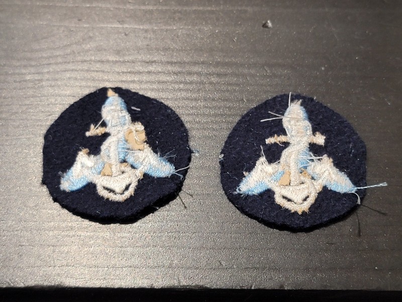 Reproduction WW2 US Navy WAVES Collar Emblem Blue Anchor Propeller Women Set 862 gallery