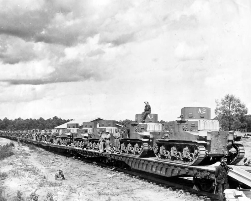 M2A1 of the 2nd Armored Division World War II WWII WW2 8×10 Photo 827c