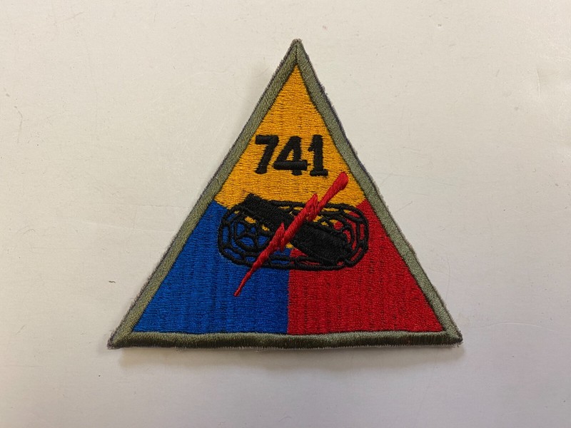 F0151 Repro WW2 US Army Armored Tank Battalion Triangle 741st IR44D