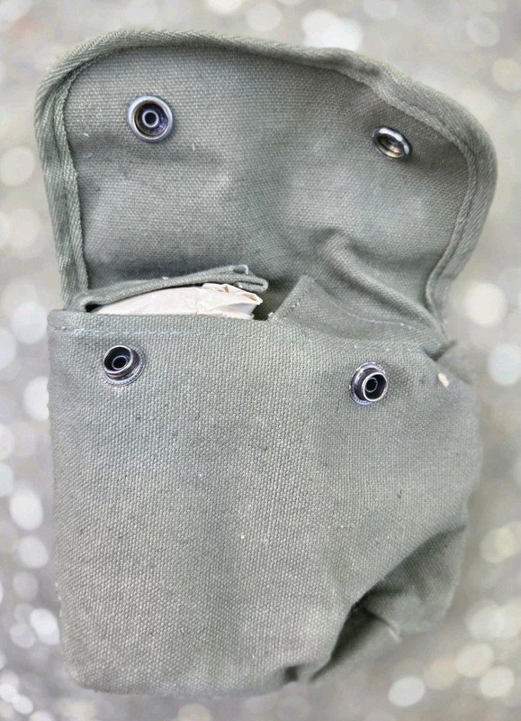 WW2 Style US Jungle First Aid Pouch W/ Wwii Era Contents Stansales Japan gallery