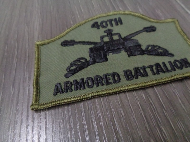VINTAGE US ARMY 40th ARMORED BATTALION PATCH OD GREEN gallery