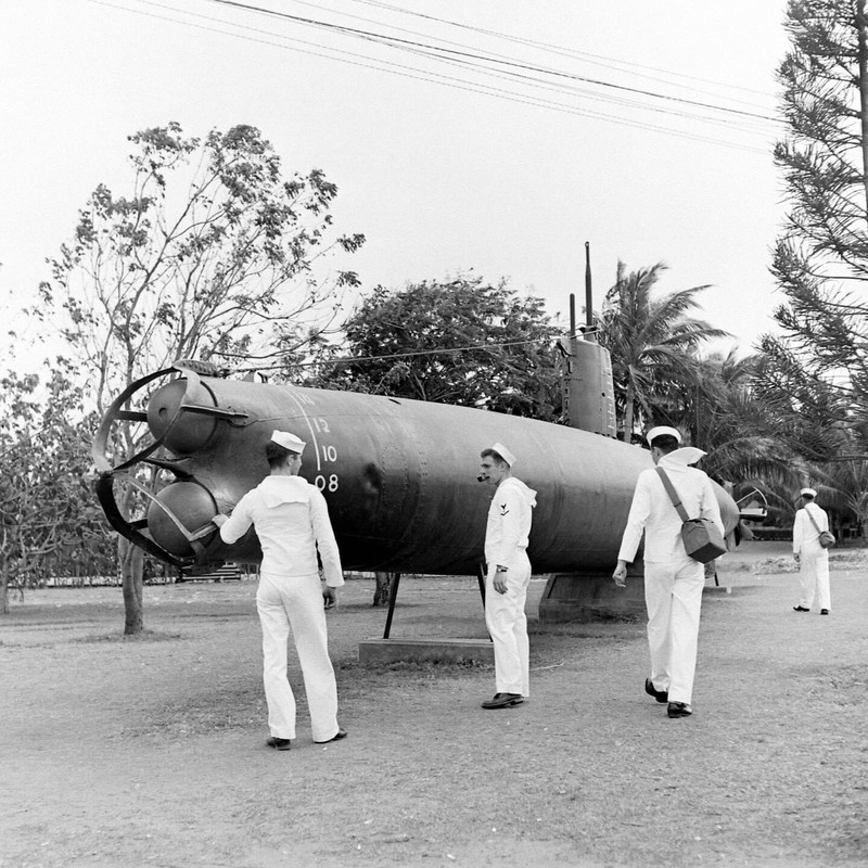 WW2 WWII Photo World War Two / Japanese Mini Sub Used in Pearl Harbor Attack