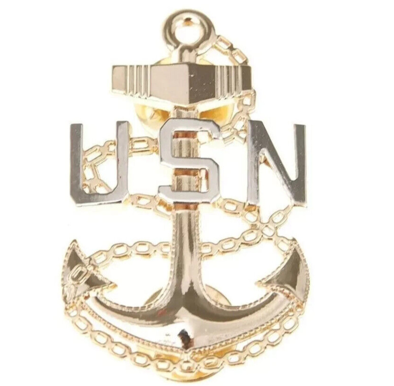 WW2 US UNITED STATES NAVY USN OFFICER LAPEL HAT PIN BADGE