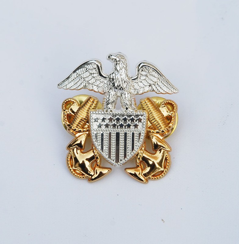 WWII Us Navy Military Officers Hat Metal Pin Badge