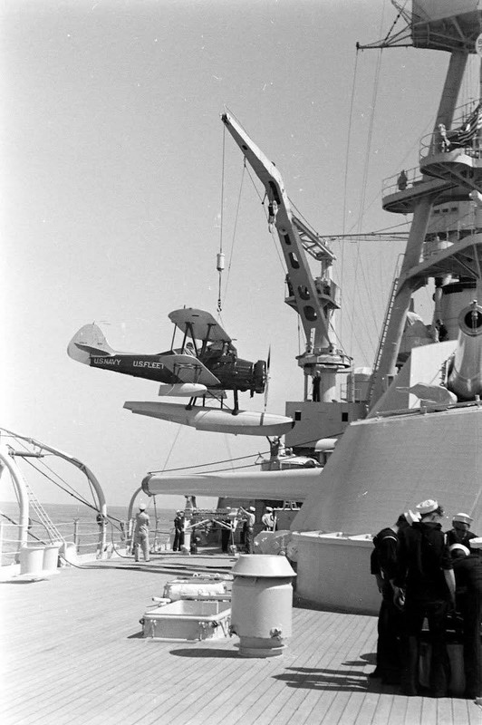 WW2 WWII Photo World War Two / USS Pennsylvania BB-38 Float Plane on Hoist Navy