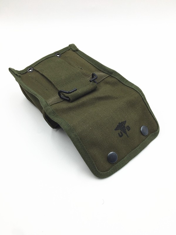 US ARMY M2 JUNGLE FIRST AID KIT POUCH M1945 OUTDOOR FIELD FIRST-AID KIT WithHooK gallery