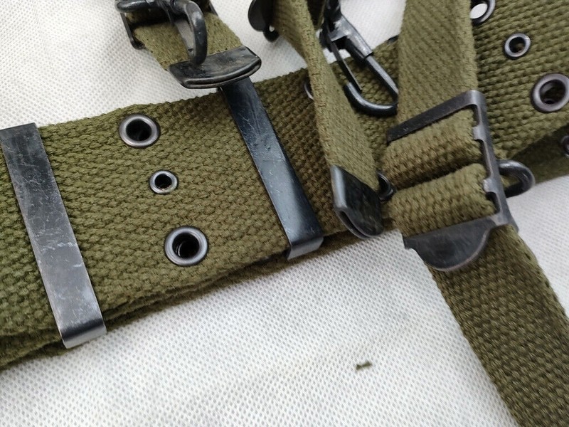 VIETNAM WAR KOREAN WAR WW2 US ARMY M1945 FIELD EQUIPMENT X SUSPENDERS & BELT gallery