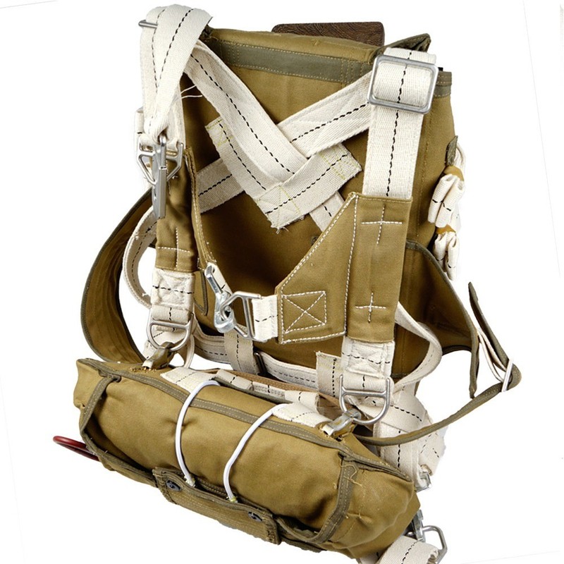 WWII US Airborne Normandy T-5 Parachute Backpack Systemwith No parachute