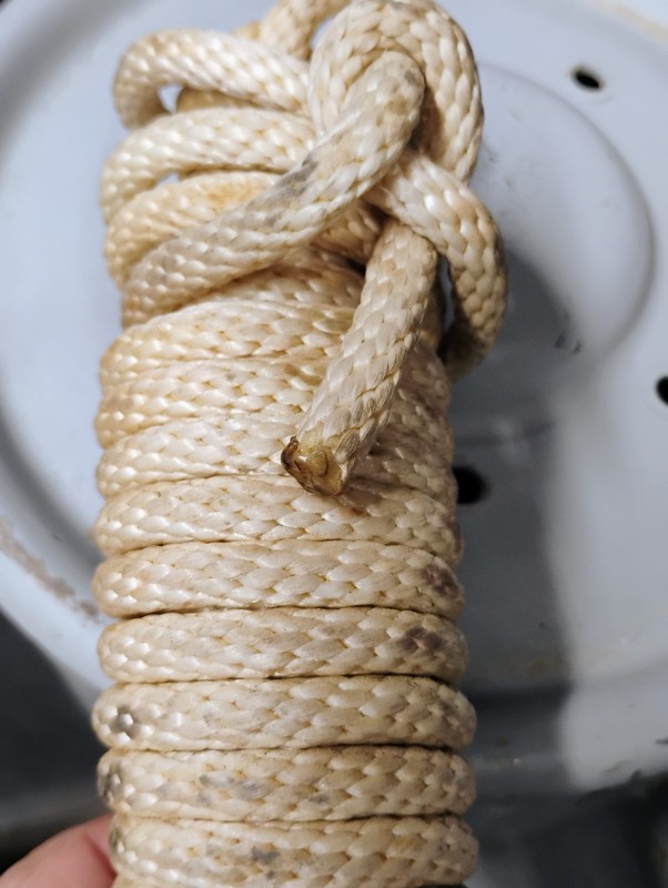 Reproduction? WWII U.S. Paratrooper Let Down Rope 3/8” Diameter Shortened Cutoff gallery