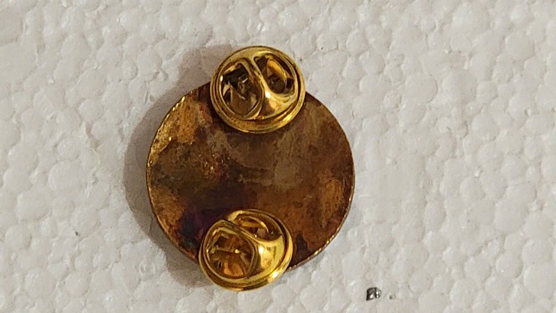 Repro WW2 US American Red Cross ARC Volunteer Pin HR Hospital Clutch Back gallery