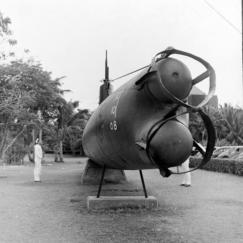 WW2 WWII Photo World War Two / Japanese Mini Sub Used in Pearl Harbor Attack