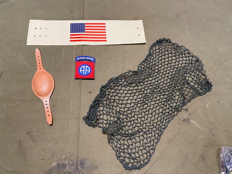 WWII US 82ND AIRBORNE PARATROOPER JUMP LINER CHIN CUP & BRASSARD, NET LOT