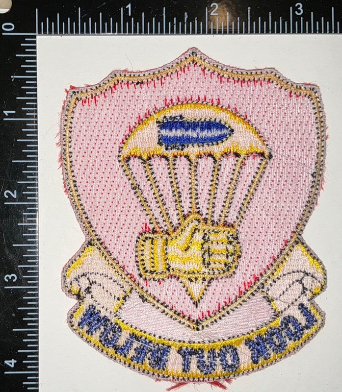 REPRODUCTION WWII Army 376th Airborne Parachute Field Artillery Battalion Patch gallery