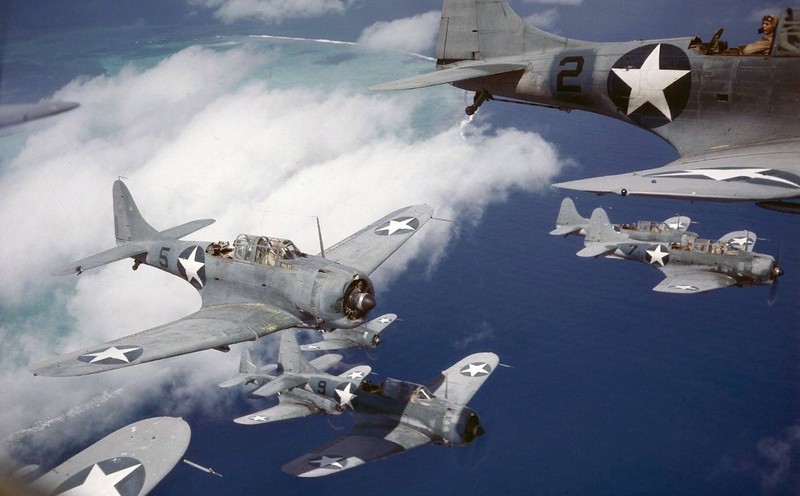 WW2 Photo WWII US Navy Dauntless SBD Dive Bombers 1942 World War Two / 5388