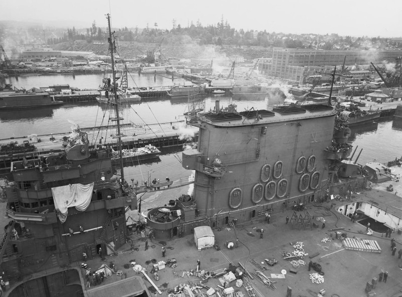 WW2 WWII Photo World War Two / USS Saratoga CV-3 Puget Sound Navy Yard May 1942