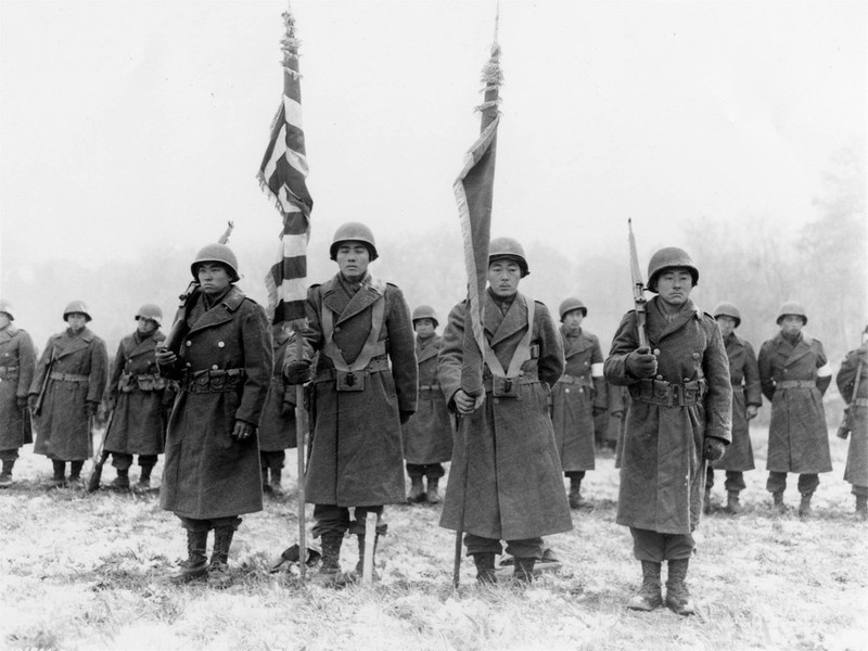WWII B&W Photo Japanese American Soldiers 442nd RCT France 1944 WW2 / 1127