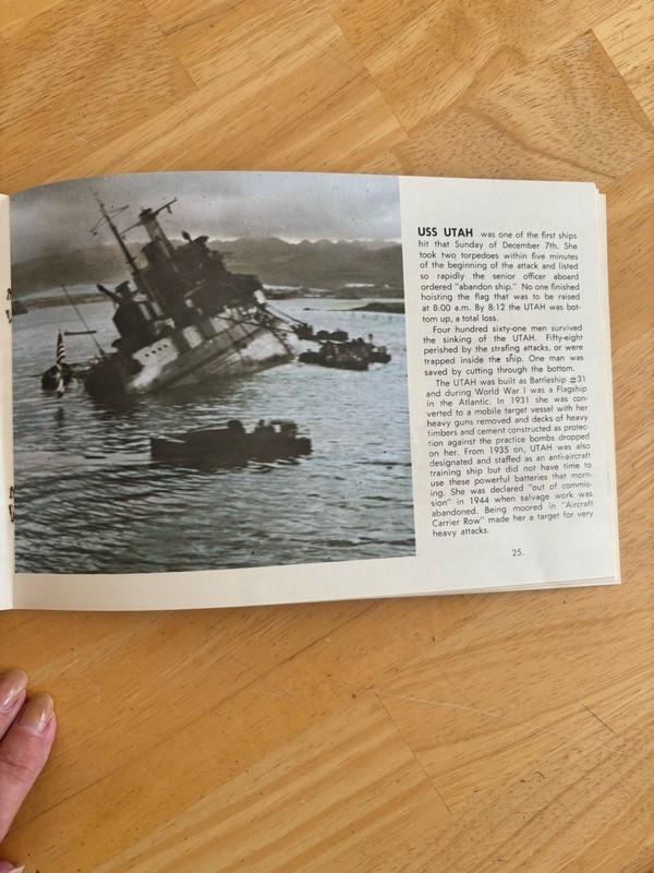 Pearl Harbor Story Dec 7 1941 Attack WWII 9th Printing 1974 & 4”x6” Photo gallery