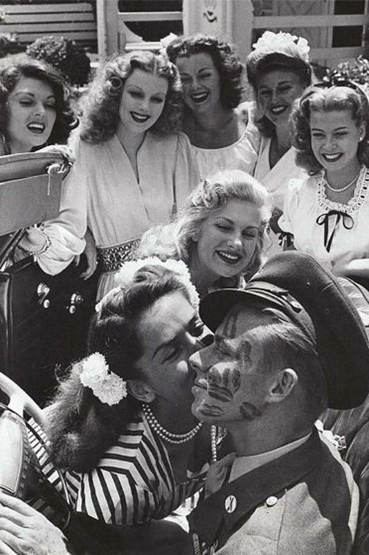 Females, women, soldier, uniform, history WW2 Photo Glossy 4*6 in X008