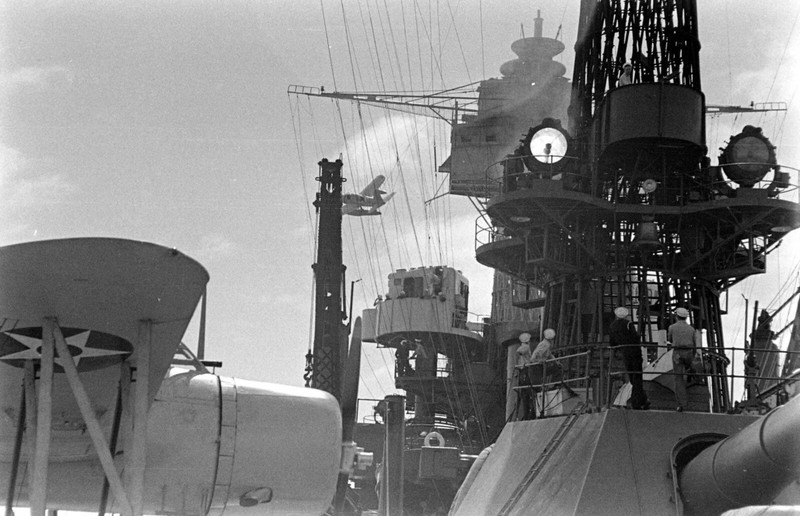 WW2 WWII Photo World War Two / USS Maryland BB-46 Hawaii 1941 US Navy / 7537