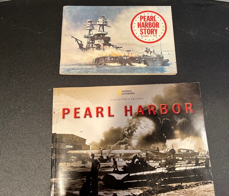 Pearl Harbor Story Dec 7 1941 Attack WWII 5th Printing 1969 And NG pH Book