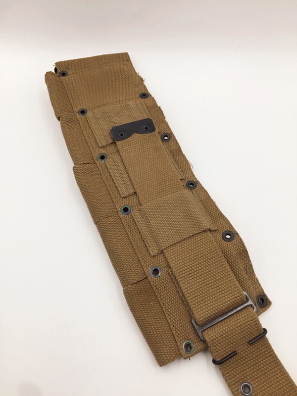 WW2 US ARMY EQUIPMENT M36 BAG BELT FIRST AID KIT AND 0.8L KETTLE X- TYPE STRAPS gallery