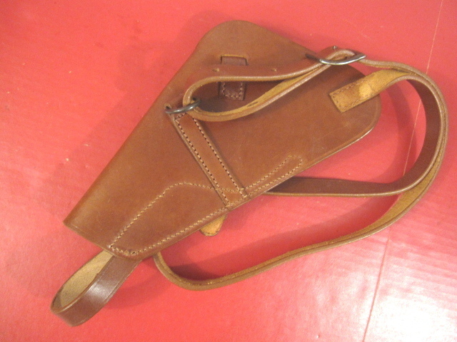 WWII US Army M3 Leather Shoulder Holster S&W .38 Victory Revolver - Repro gallery