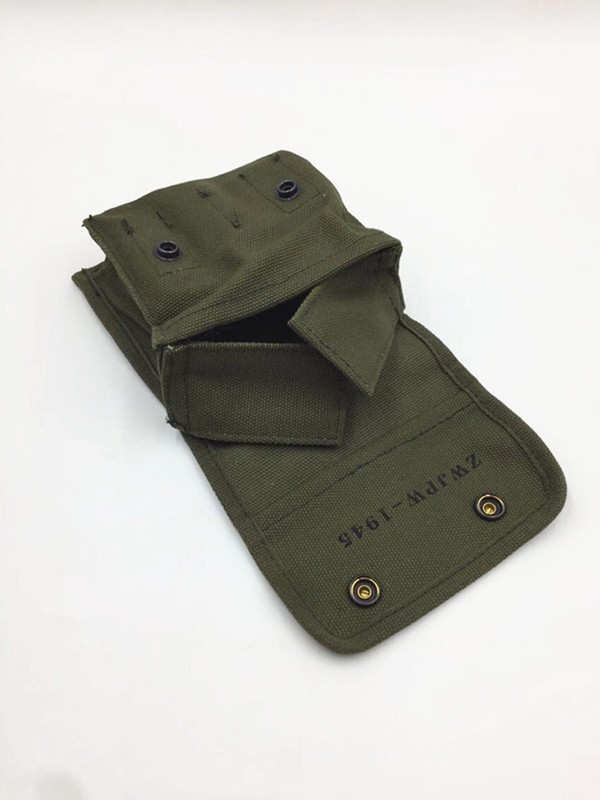 WW2 US MILITARY ARMY M2 M1945 GUNGLE FIELD FIRST AID KIT POUCH BAG WITH US gallery