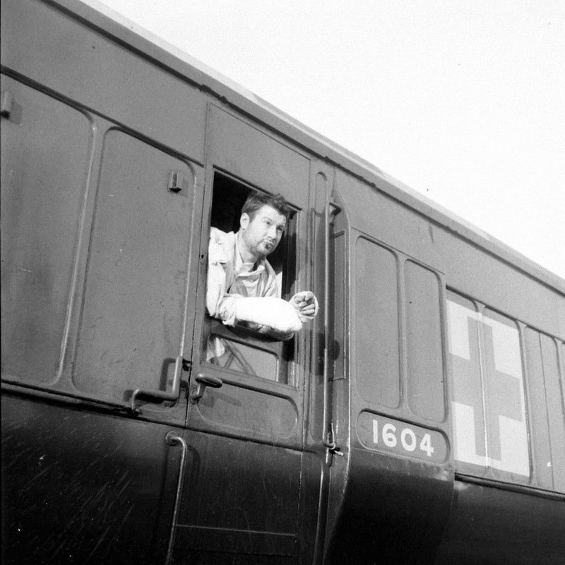 WW2 WWII Photo World War Two / US Military Railroad France 1944 Railway Train